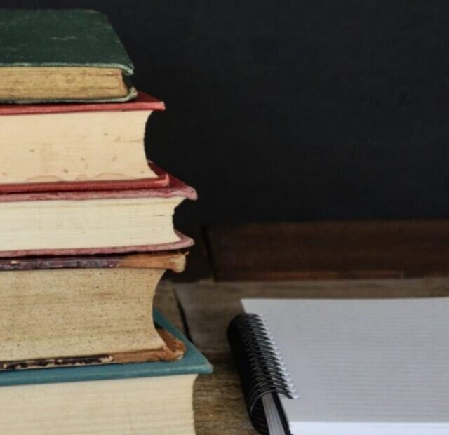 cropped-Books-on-a-table.jpeg